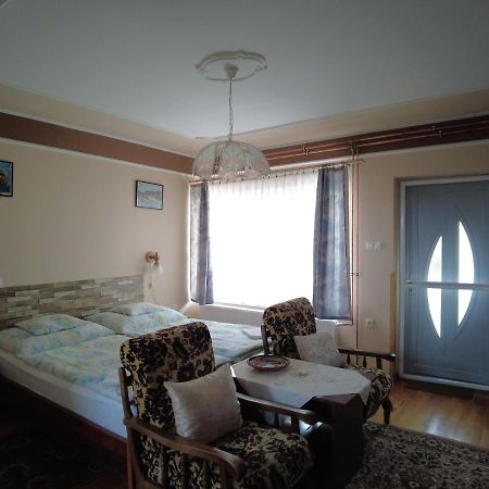 Stop Apartment Bük Εξωτερικό φωτογραφία