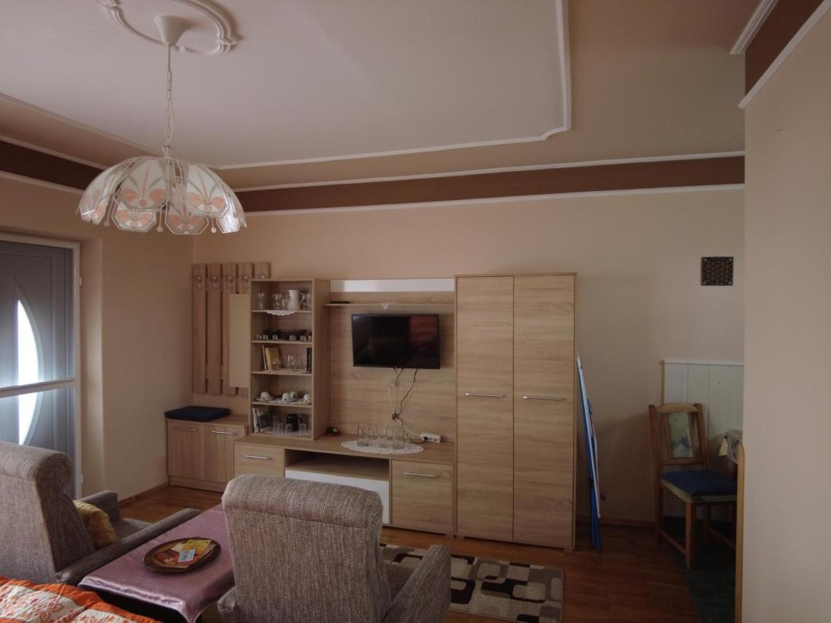 Stop Apartment Bük Εξωτερικό φωτογραφία