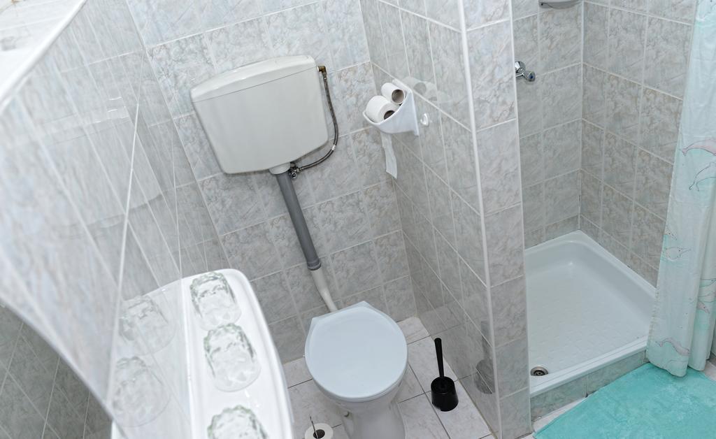 Stop Apartment Bük Δωμάτιο φωτογραφία